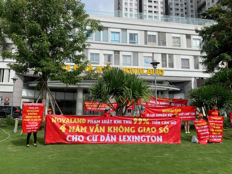 Những điều cần biết khi mua Trang Chủ MB66.COM / Đăng Ký Tặng 66K Lexington Residence 4 cu-dan-lexington-residence-don-tin-vui-sau-4-nam-mon-moi