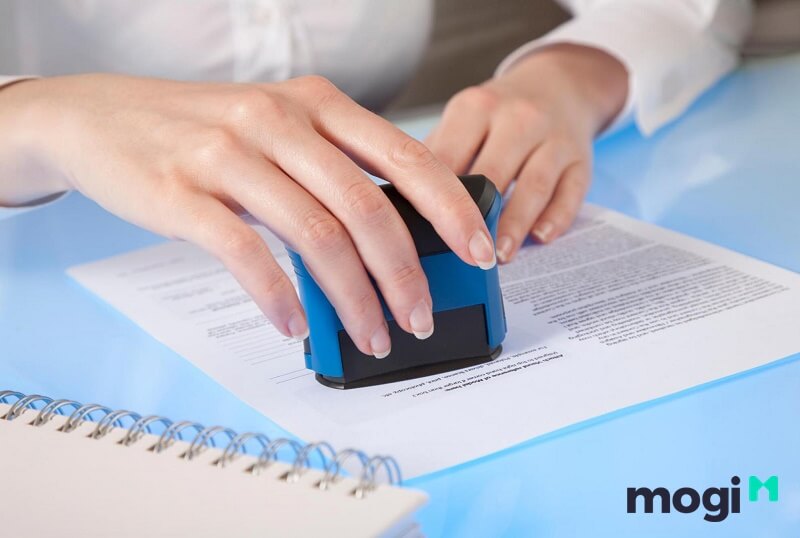 Mức phí công chứng hợp đồng, giao dịch tùy vào từng trường hợp.