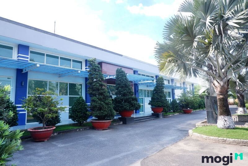 Dãy nhà trong kcn vĩnh lộc