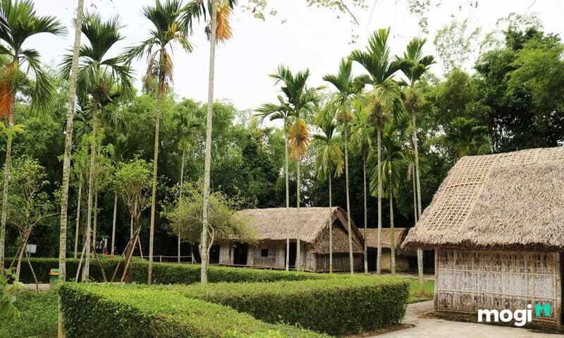 Ngôi nhà đơn sơ của Bác ở quê hương Hồ