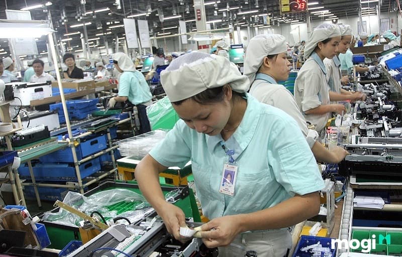 KCN Sóng Thần 2 nổi bật ở ngành CN chế tạo, lắp ráp linh kiện điện tử.