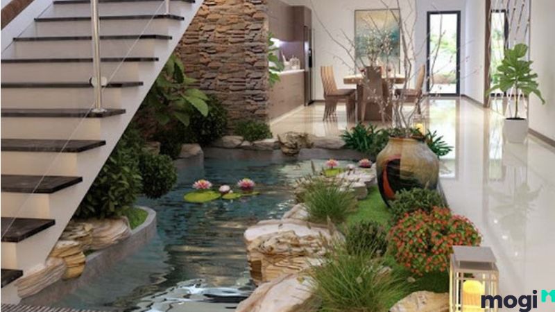Hồ cá khu vực giếng trời