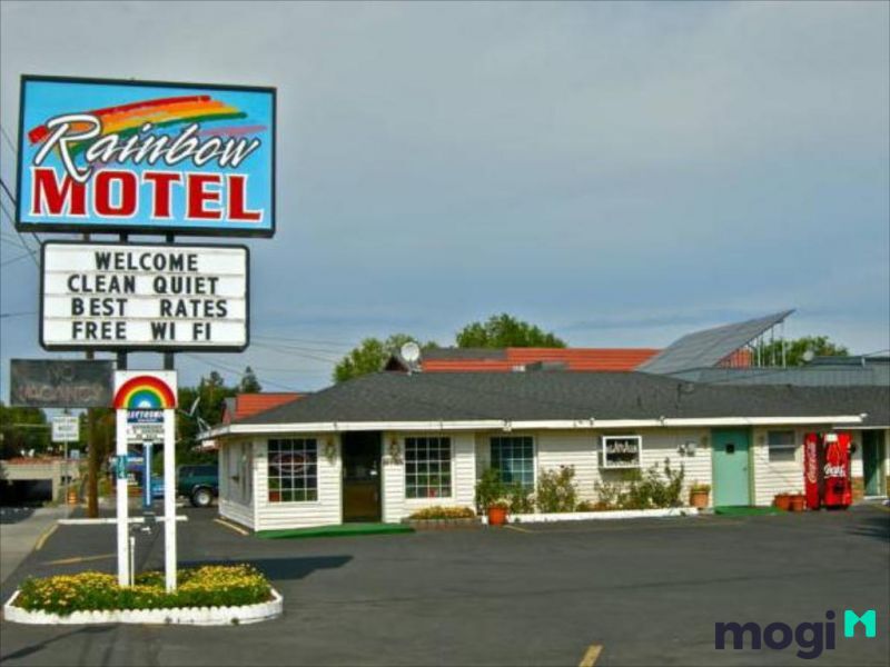 Motel là gì? Điều gì tạo nên sự khác biệt giữa Motel và Hotel 2 Motel được ghép giữa 2 từ là hotel và motor