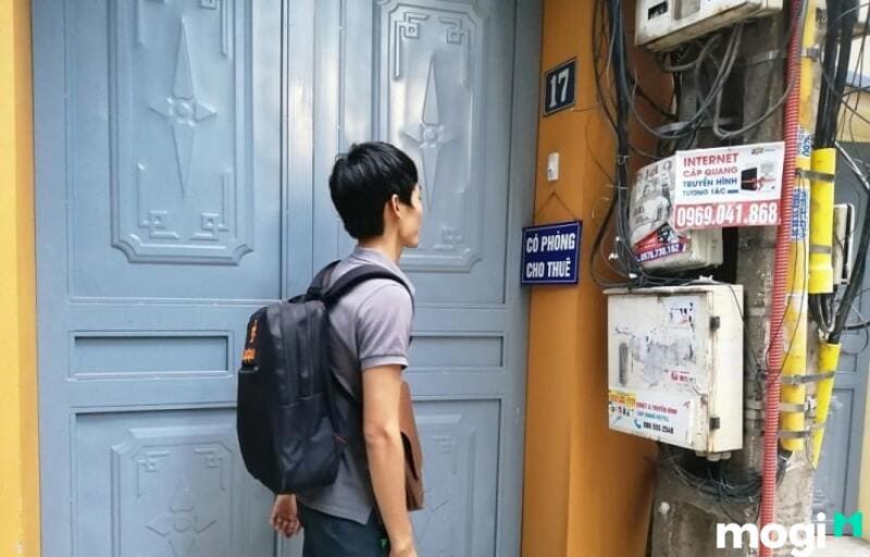 Kinh nghiệm thuê phòng trọ Cầu Giấy chất lượng, tránh bị lừa đảo 6 Kháo giá điện nước của phòng trọ.