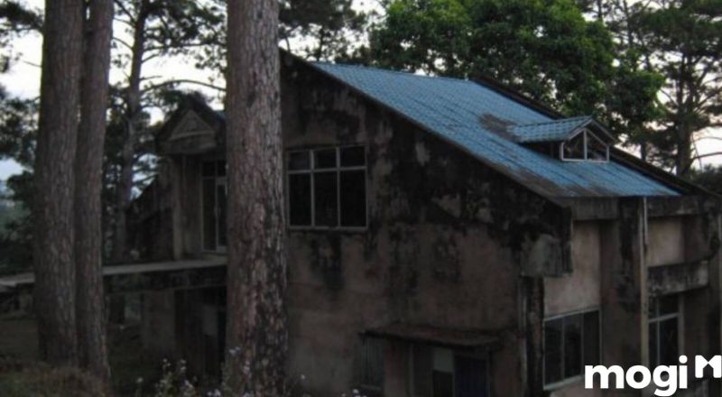 Top 11 Nhà Ma Nổi Tiếng Tại Đà Lạt Và Những Lưu Ý Khi Trải Nghiệm 5 Nhà ma Biệt thự số 8 đường Quang Trung Đà Lạt