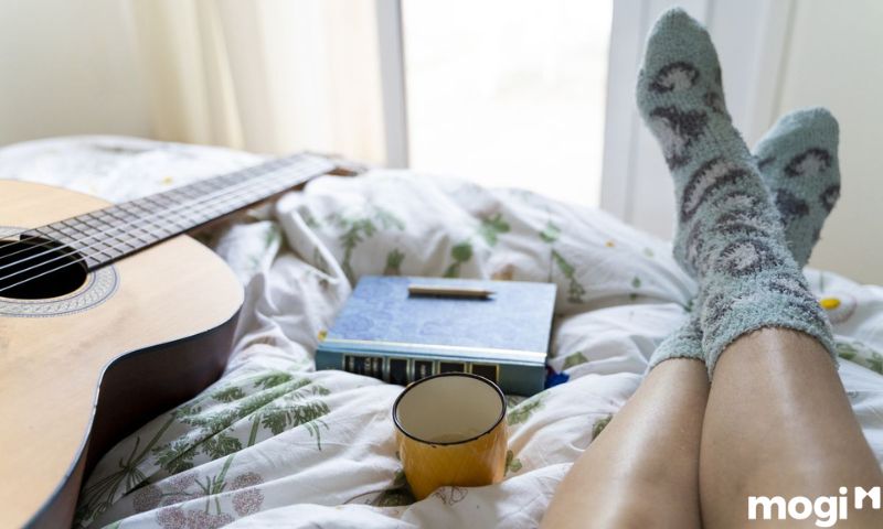 Staycation là gì? Tận dụng staycation để làm mới năng lượng bản thân
