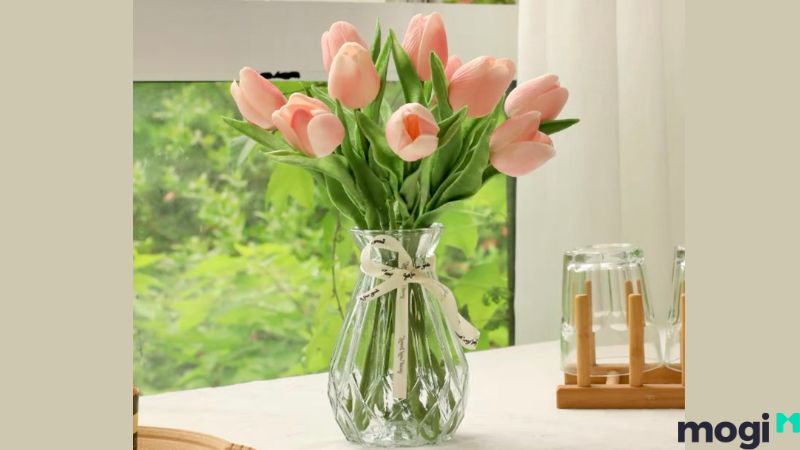 Ý Nghĩa Hoa Tulip Theo Màu Sắc, Nên Tặng Ai Và Tặng Vào Dịp Nào? 13 Cách giữ hoa tulip tươi lâu hơn