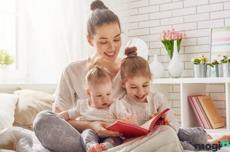 Tính cách của nữ Kỷ Dậu chăm chỉ biết lo toan cho gia đình.