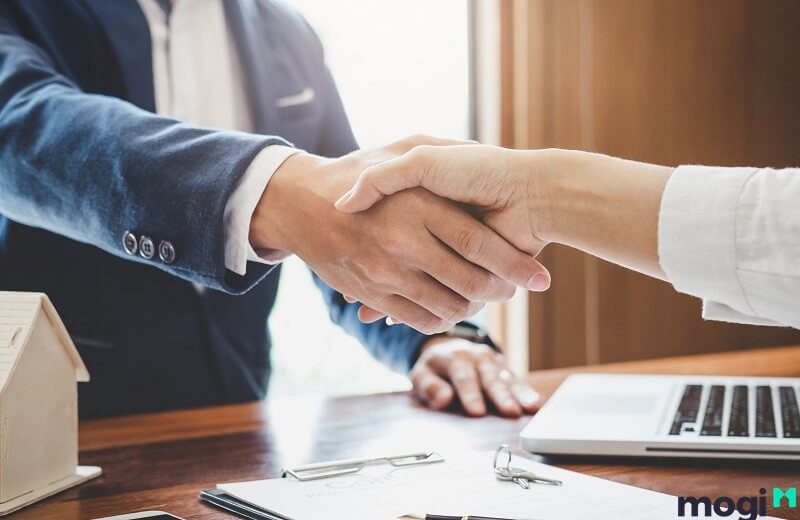 Trong làm ăn nên chọn người hợp tuổi.