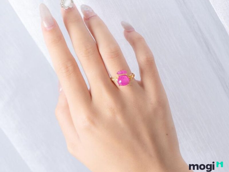 đeo nhẫn Mb6688 đang hoakt động