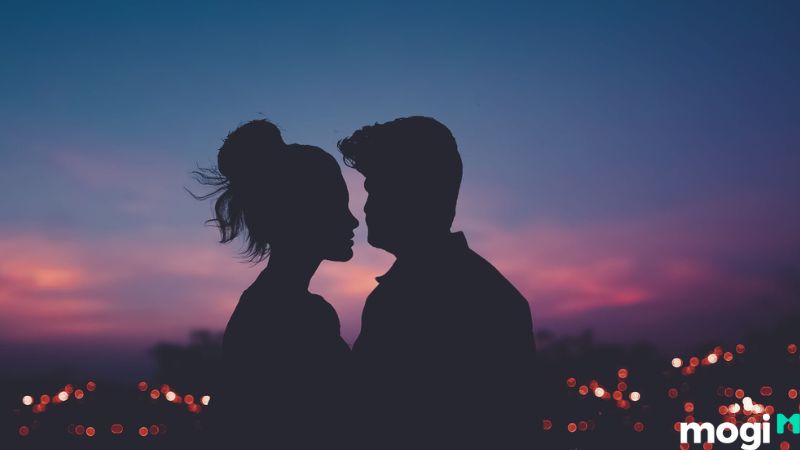 Tình duyên nam mặt trái xoan