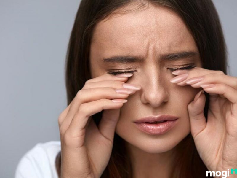 Biện pháp khắc phục giật lông mày trái