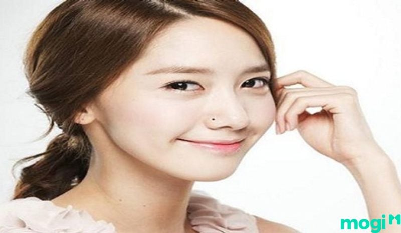 Ý nghĩa nốt ruồi ở cánh mũi phải của nữ giới