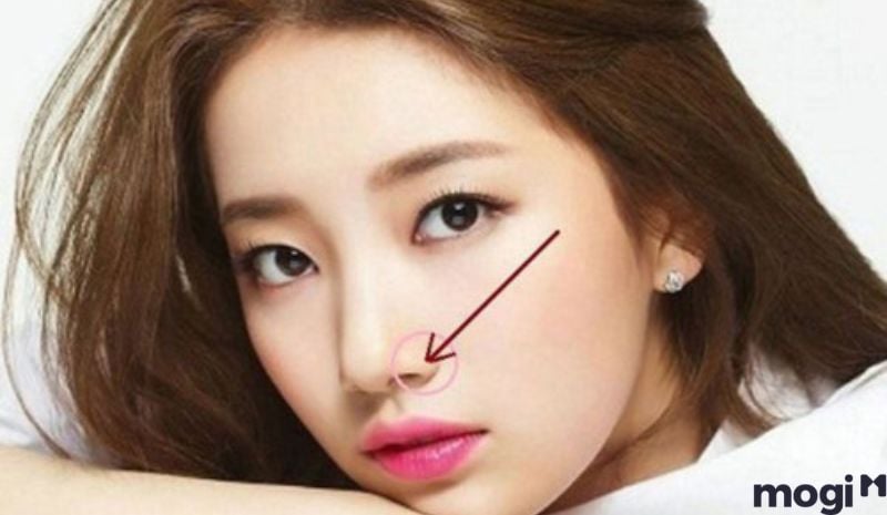 Nữ giới có nốt ruồi ở cánh mũi trái có hậu vận tốt