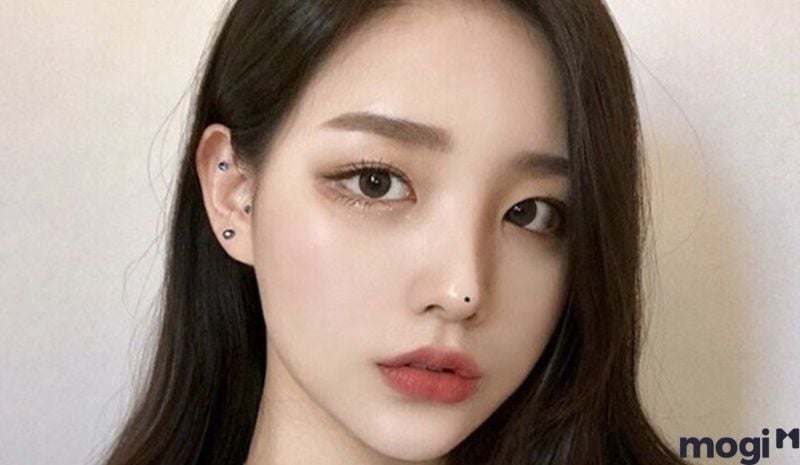 nốt ruồi ở cánh mũi