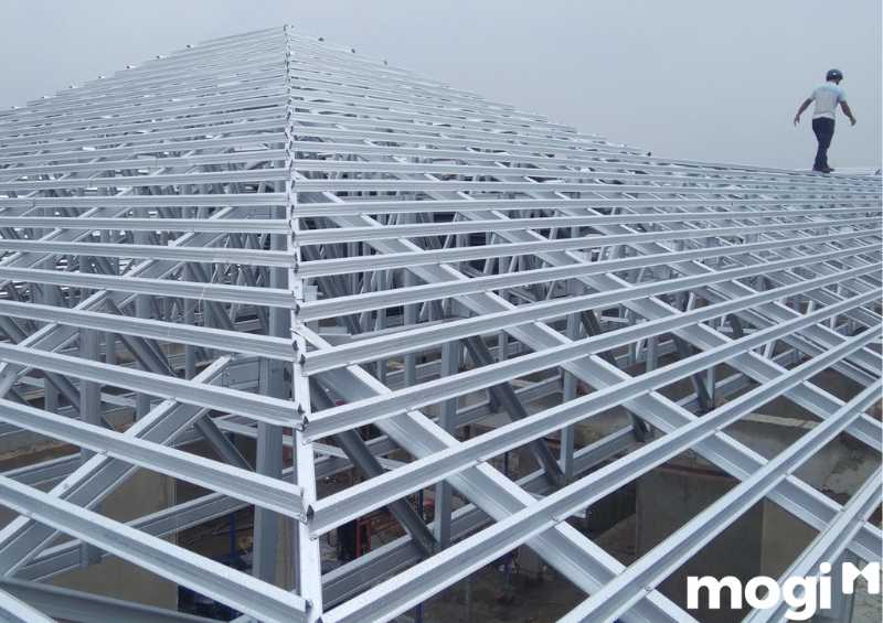 Xà gồ là gì? Tính khoảng cách xà gồ mái tôn