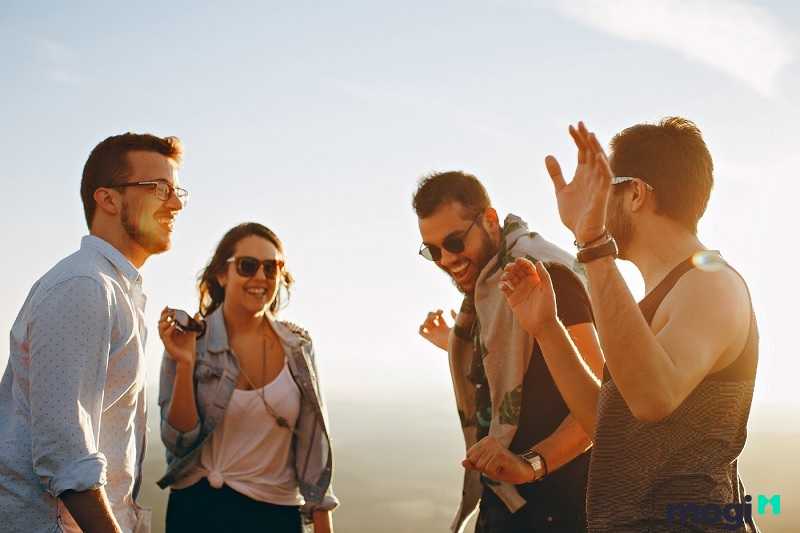 Tuy có nhiều bạn bè nhưng chất lượng mối quan hệ bạn bè chưa cao