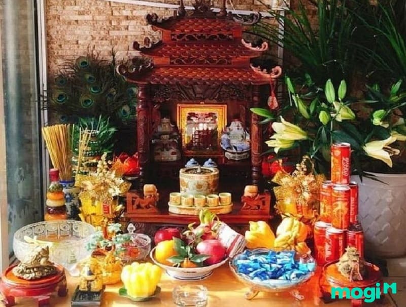 Sau khi lễ khai quang điểm nhãn kết thúc việc thờ cúng được bắt đầu