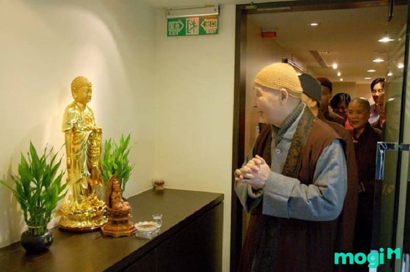 Chọn ngày tốt để khai quang điểm nhãn