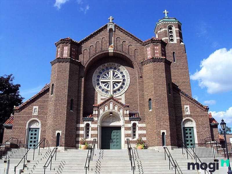 Kinh tế được khôi phục giúp kiến trúc Romanesque được phát triển mạnh mẽ