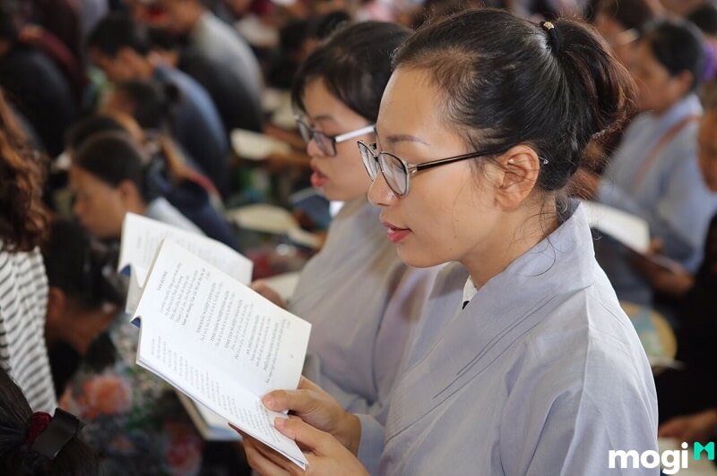 Tết Hạ Nguyên cầu an, cầu siêu cho thân nhân