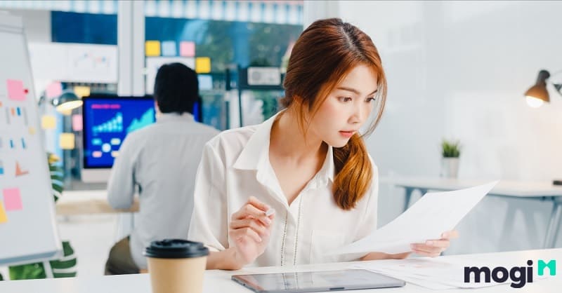 Sao Tấu Thư tại cung Tài Bạch