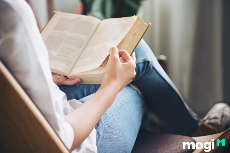 Sao Tấu Thư tại Mệnh là người có thói quen đọc sách