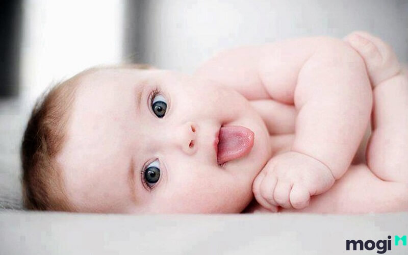 Mong muốn bé sẽ sở hữu đặc tính nổi bật theo từng tháng sinh.