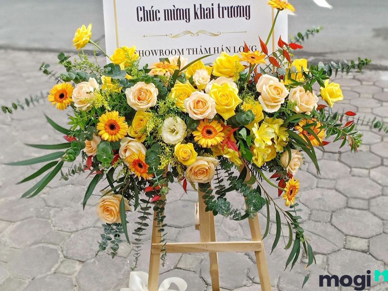 Mẫu 3: Quà mừng khai trương - Hoa tươi