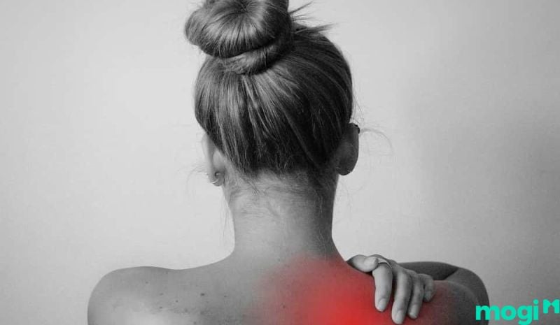Thịt giật ở vai phải báo hiệu về sự hanh thông trong công việc