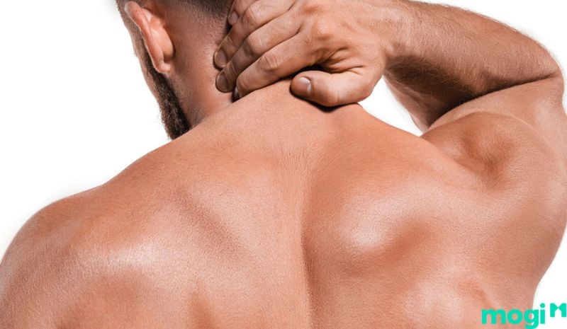Giật thịt ở lưng báo hiệu về sự hội ngộ với bạn bè cũ