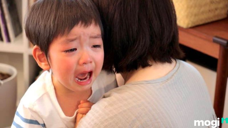 Mơ thấy trẻ con khóc