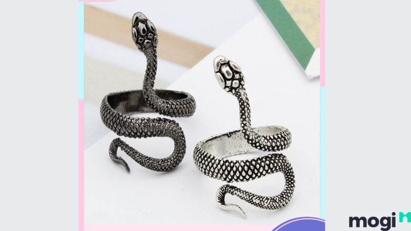 Nằm mơ thấy 2 con rắn