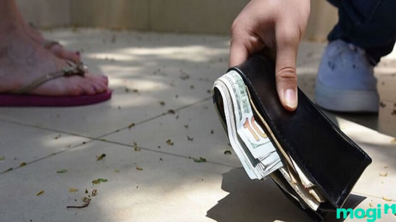 Nằm mơ nhặt được tiền