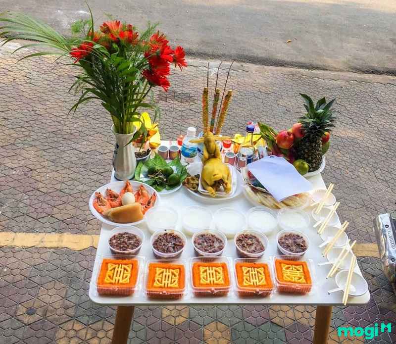 bài cúng ngoài sân