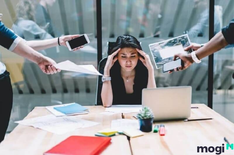 Nằm Mơ Thấy Cắt Tóc Là Điềm Gì? Lành Hay Dữ? Con Số May Mắn 12 Người độc thân nằm mơ thấy cắt tóc