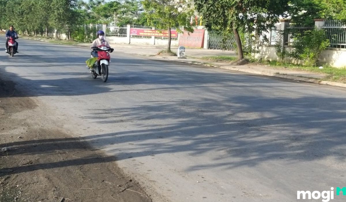 Lưu ý khi mua bán đất cần đước