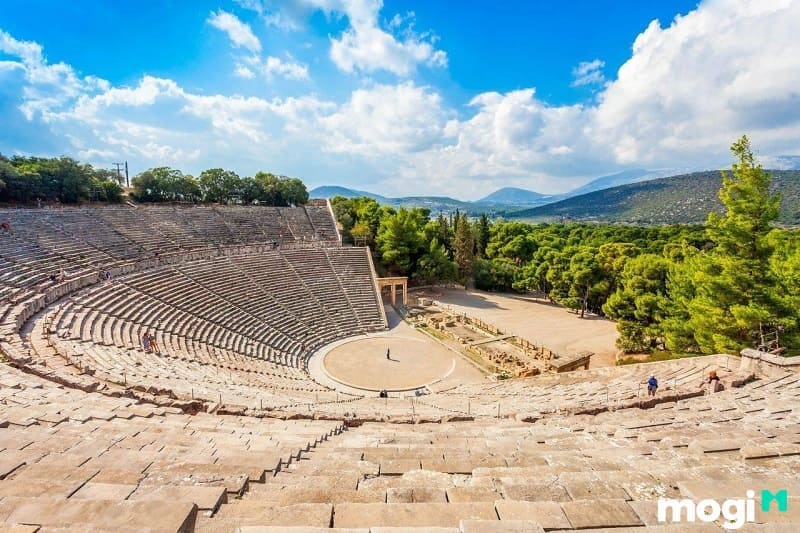 Nhà hát giảng đường Epidaurus