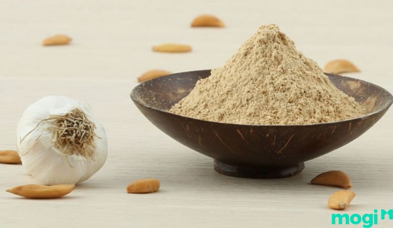 Bột tỏi là cách đuổi ong theo phương pháp dân gian