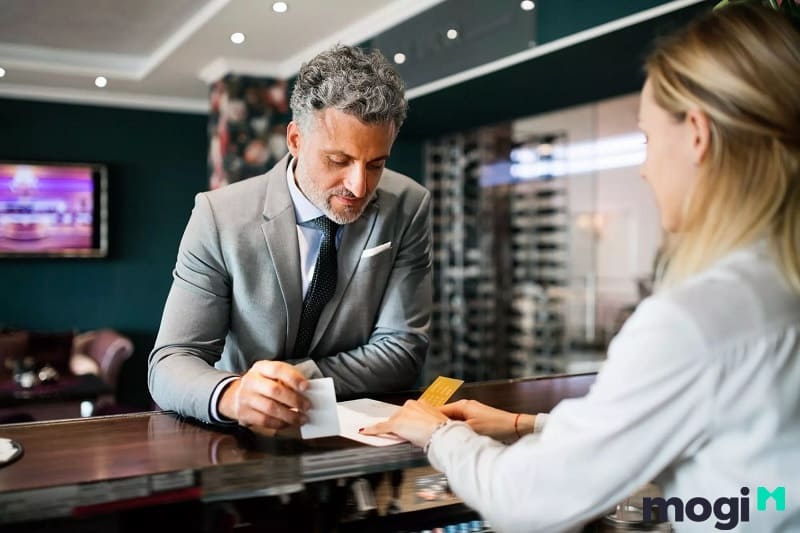 Để xây dựng được tệp khách hàng trung thành với khách sạn rất khó
