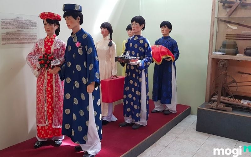 văn hóa và phong tục xứ Tây Đô