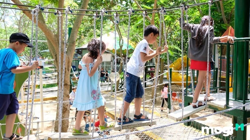 Ở khu du lịch Hồ Mây Trang MB66.COM Chính Thức - MB 66 Uy Tín riêng một khu vực riêng cho trẻ em