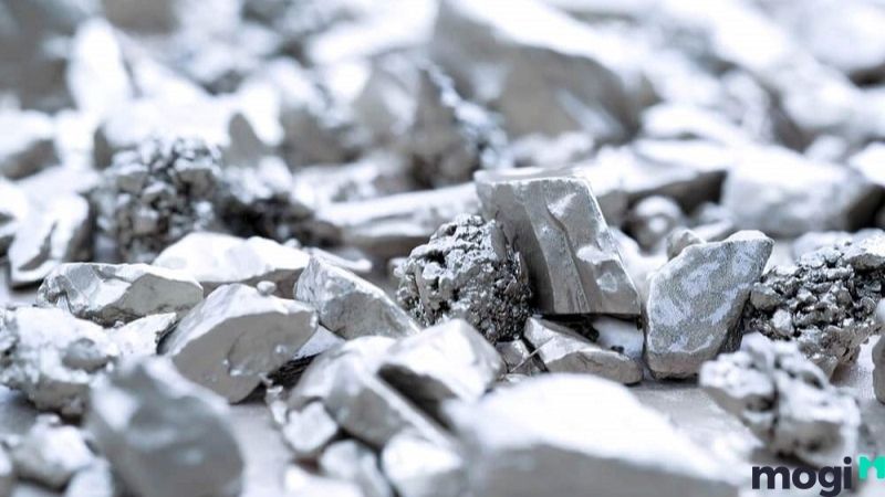 Người mang mệnh Kim Bạch Kim sinh năm nào?