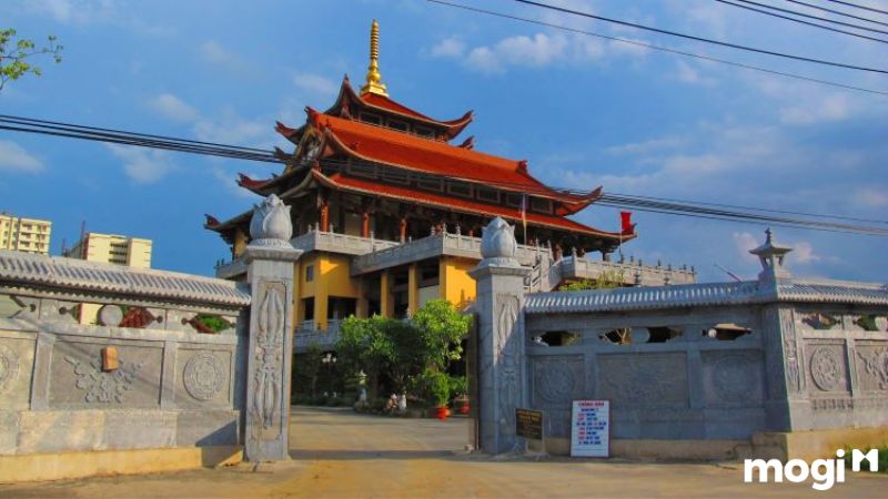 Quận Bình Tân cách trung tâm thành phố bao xa?