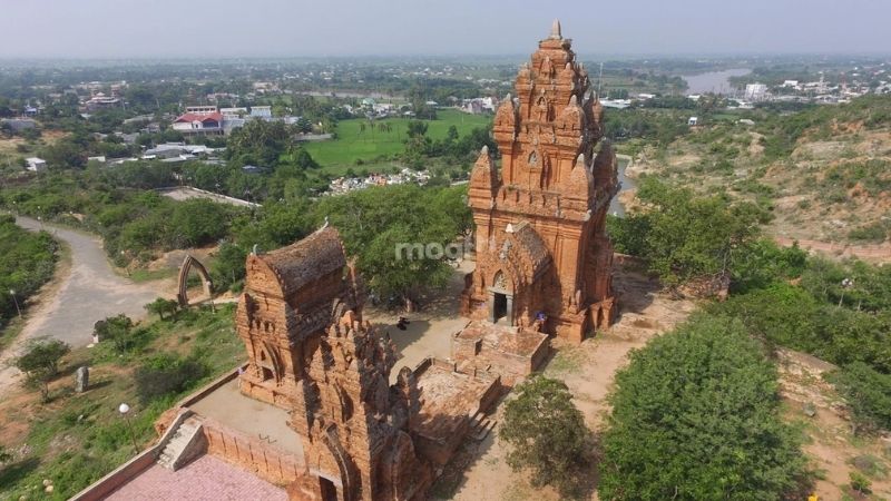 kiến trúc Chăm Pa