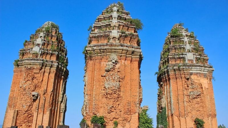 kiến trúc Chăm Pa