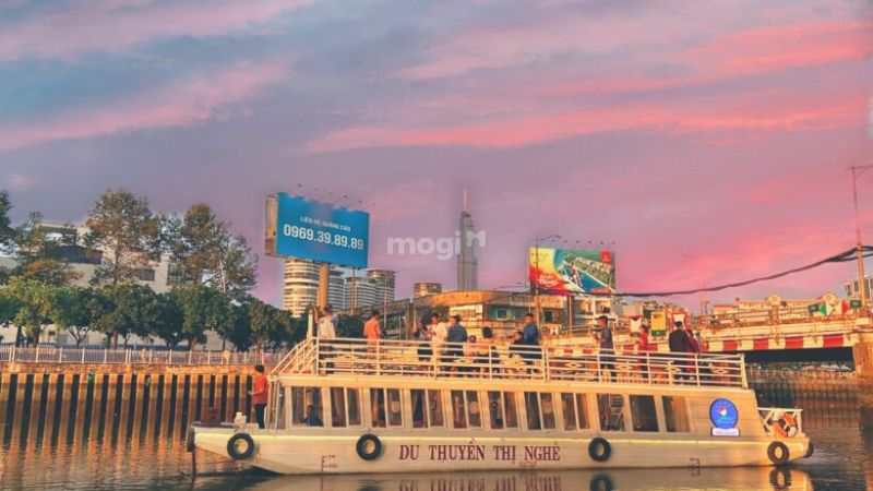 Bến Nội Đô - thuyền Nhiêu Lộc 