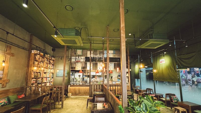 Quán cafe gần hồ Con Rùa