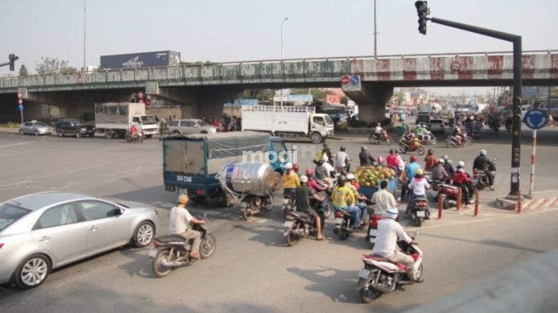 Cầu vượt Linh Xuân thuộc Phường Linh Trung, TP Thủ Đức