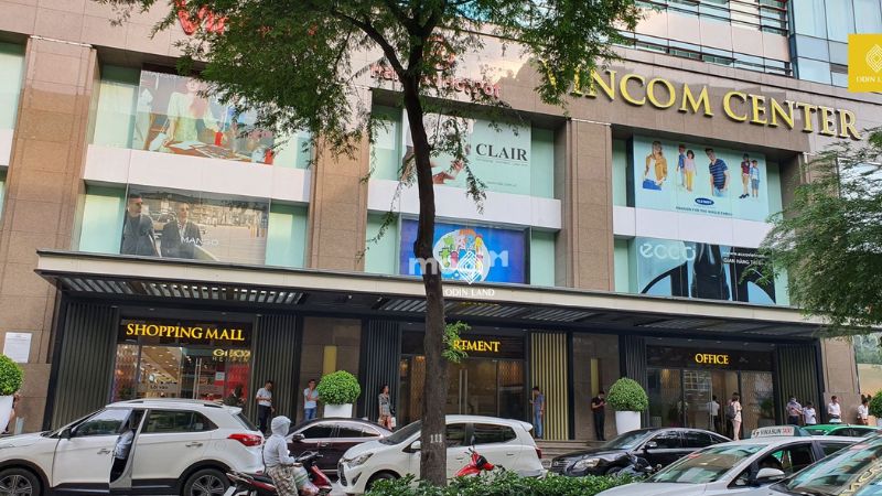 Cách đỗ xe tại Vincom đồng khởi